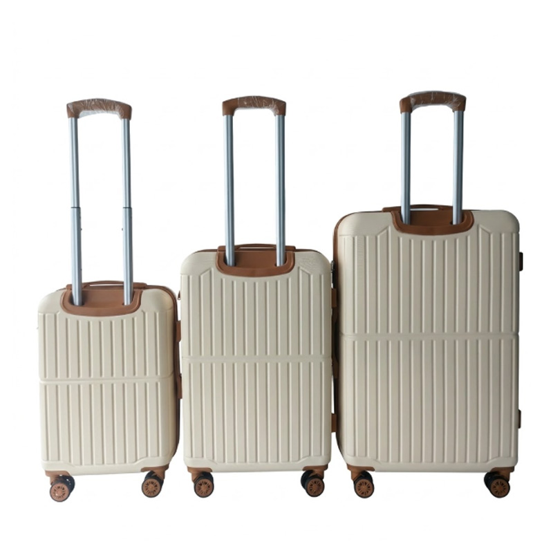 Travel suitcase durability features