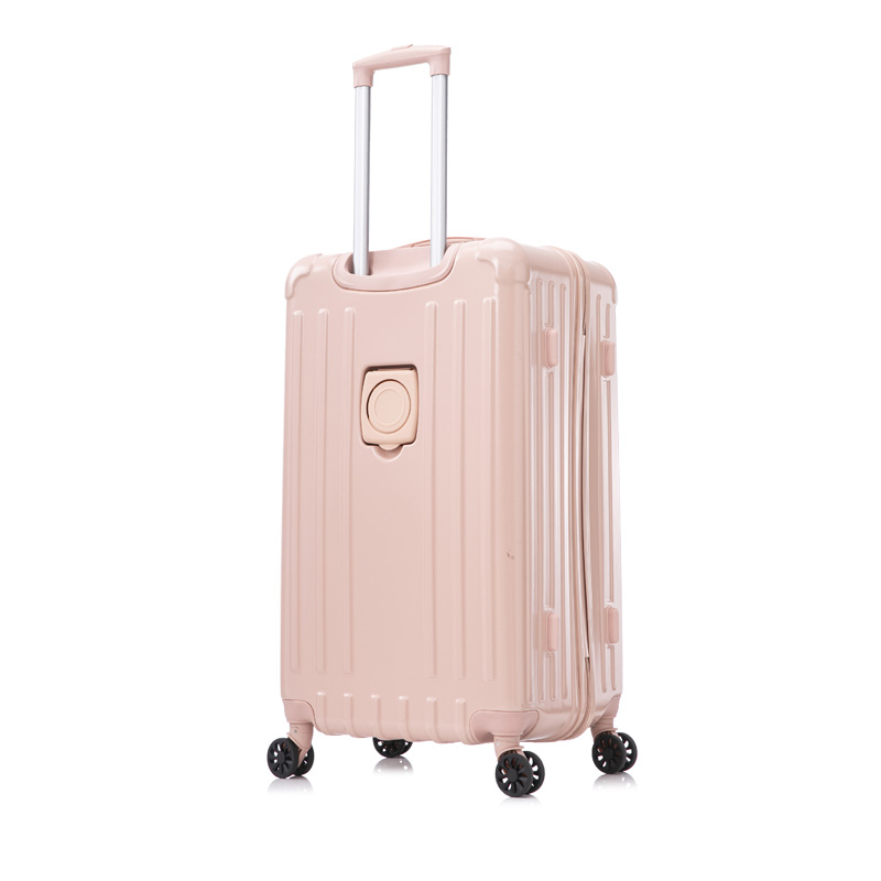 Wholesaler of premium luggage sets